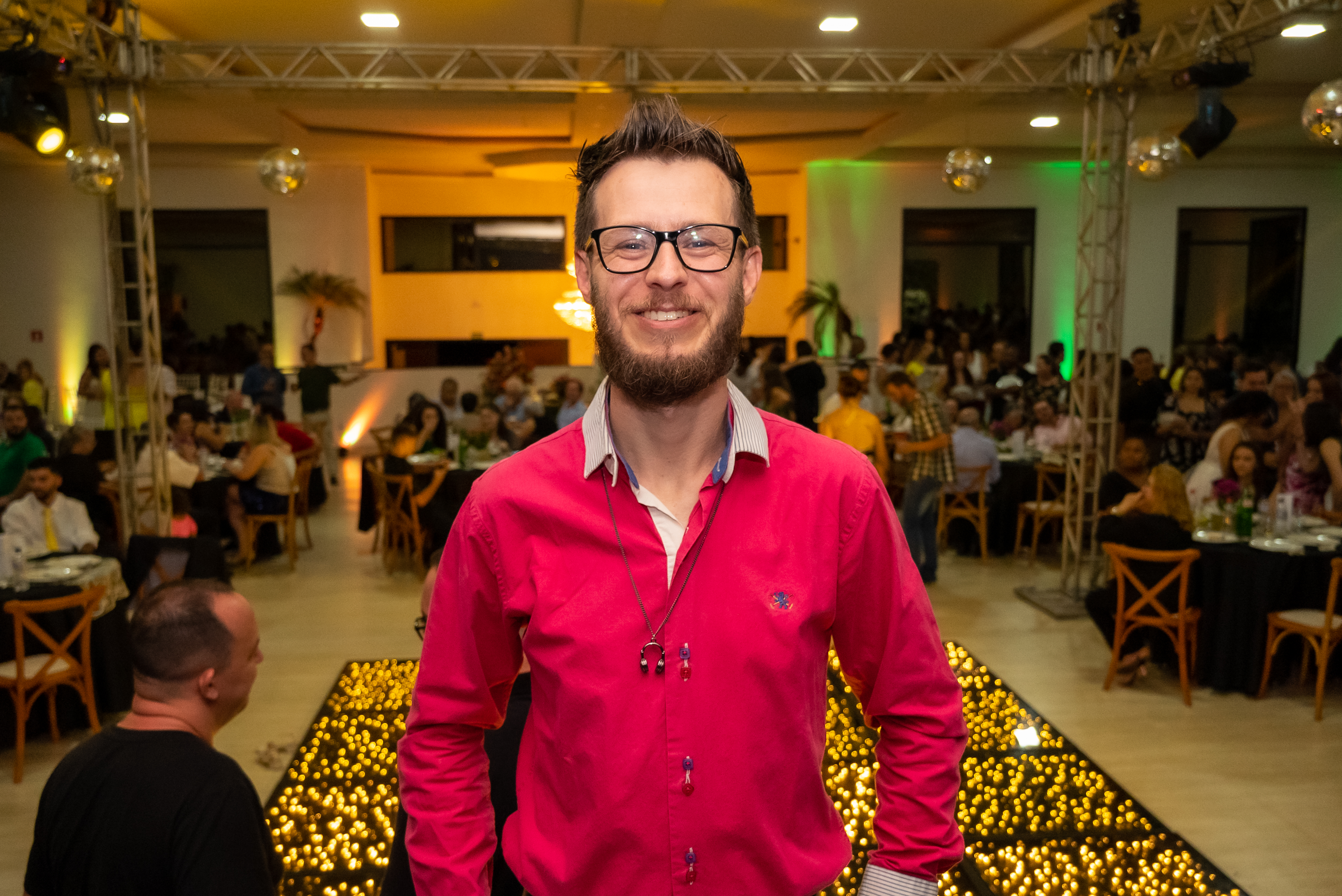Pista de dança cheia